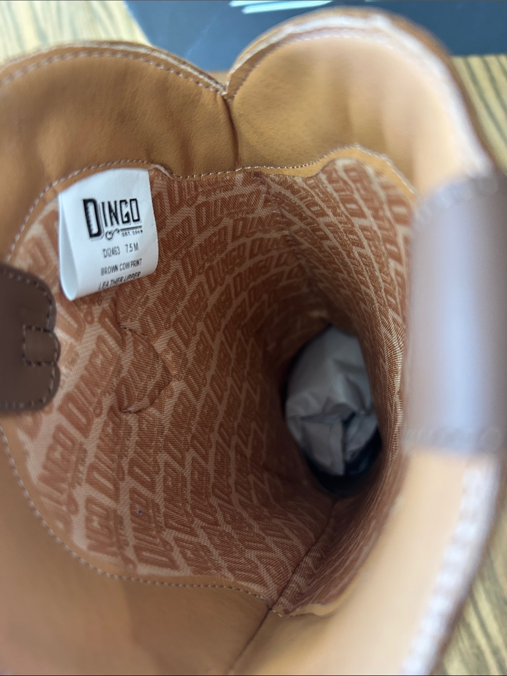 dingo Untamed Leather Wester Boots with heel, Brown Cow Print, size 7.5, NIB - Picture 12 of 13